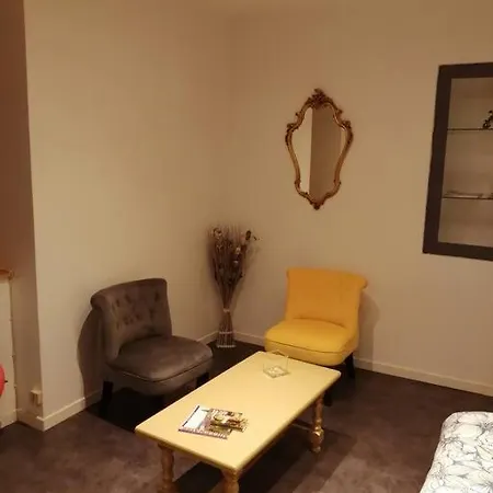 La Chambre De Ze Tournus Exterior photo