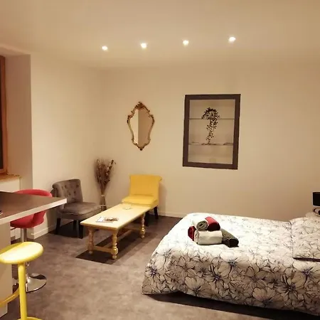 La Chambre De Ze Tournus Exterior photo